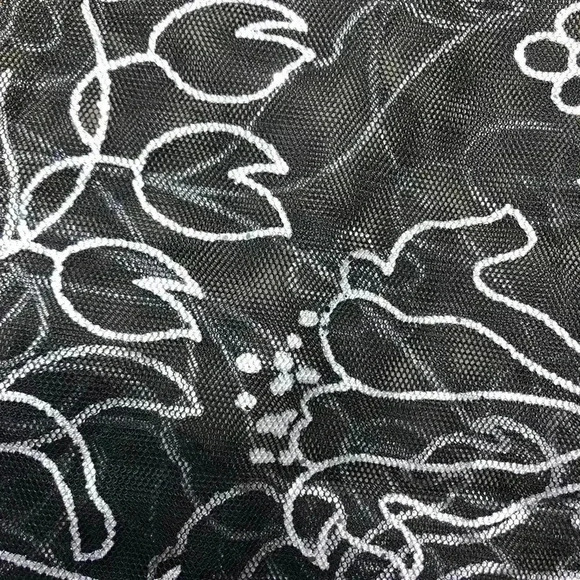 Wrap Scarf Sheer Floral Black & Silver - Picture 4 of 15
